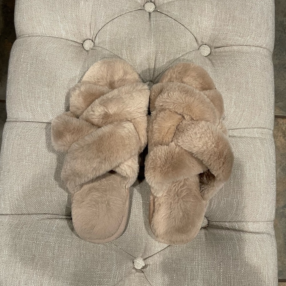 Double Cross Slippers by Lily & Lottie